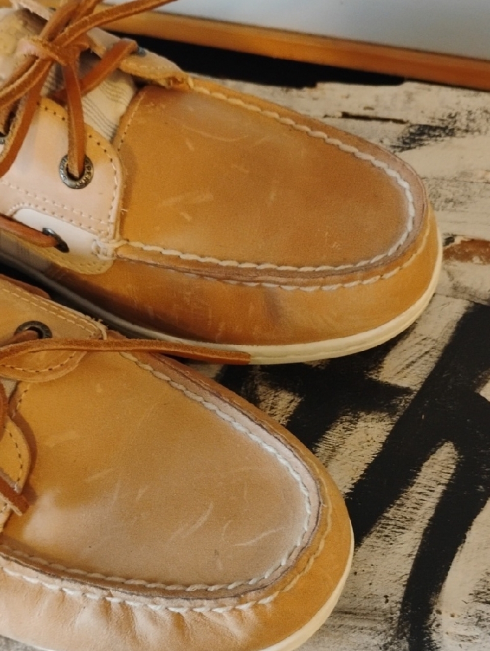 Sperry Tan Leather Boat Shoes - Lace Up Casual - Picture 2 of 8